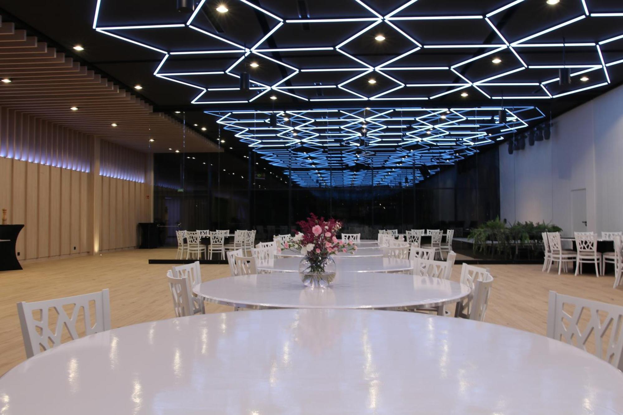 Hotel Piotrus Pan Brzesko Exterior foto