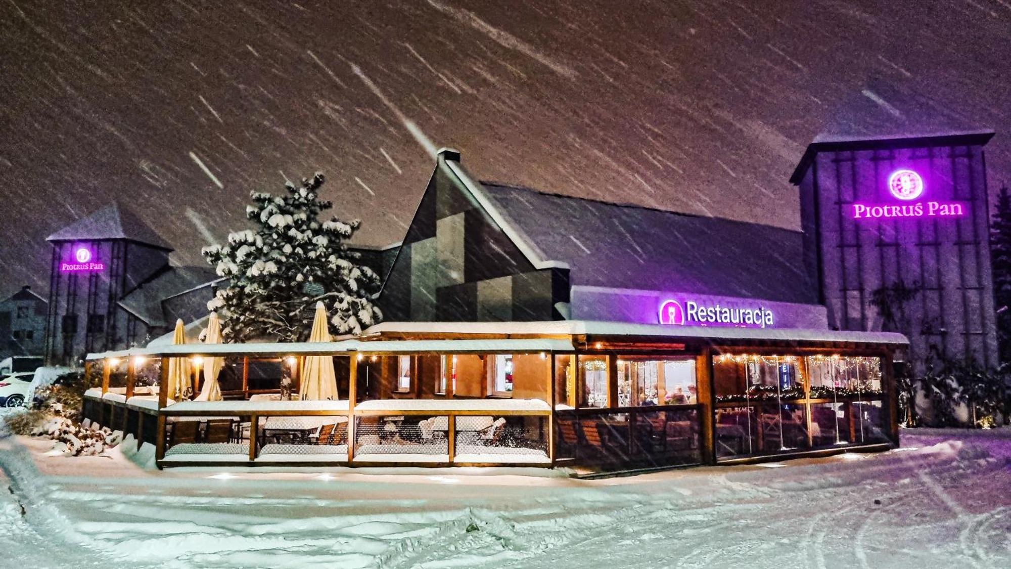 Hotel Piotrus Pan Brzesko Exterior foto